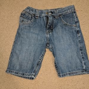 Youth boys denim jean shorts - size 6
